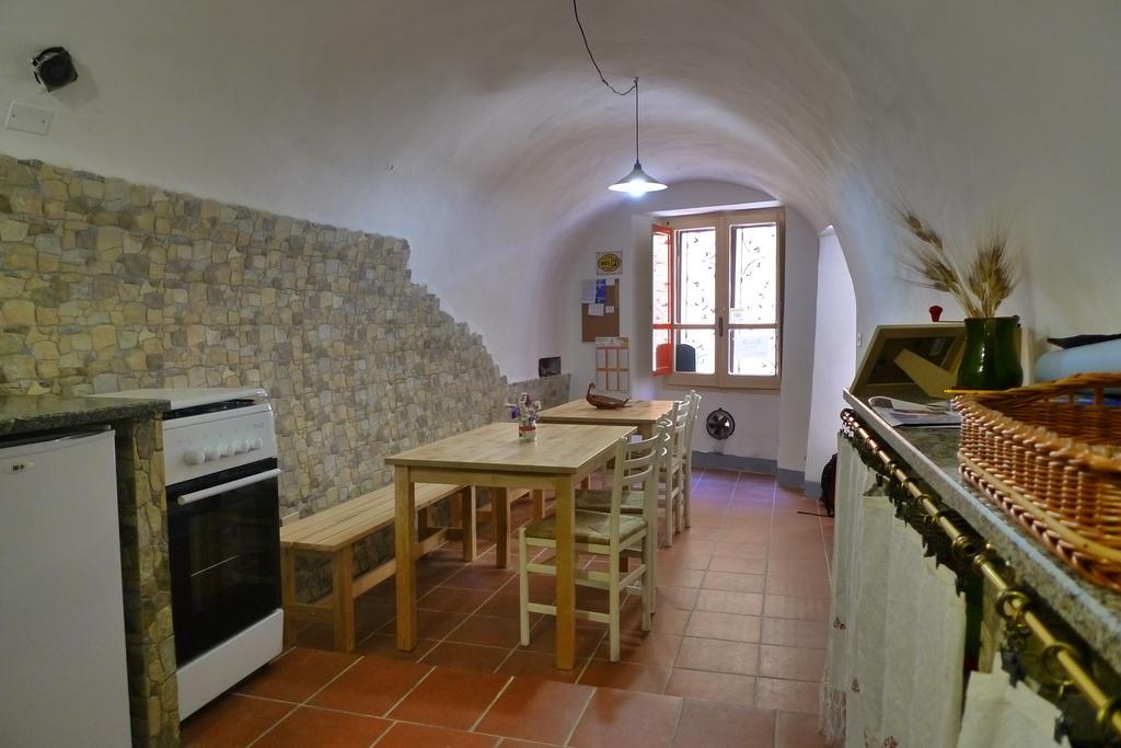 Guesthouse Bosa Di Giuseppe Extérieur photo