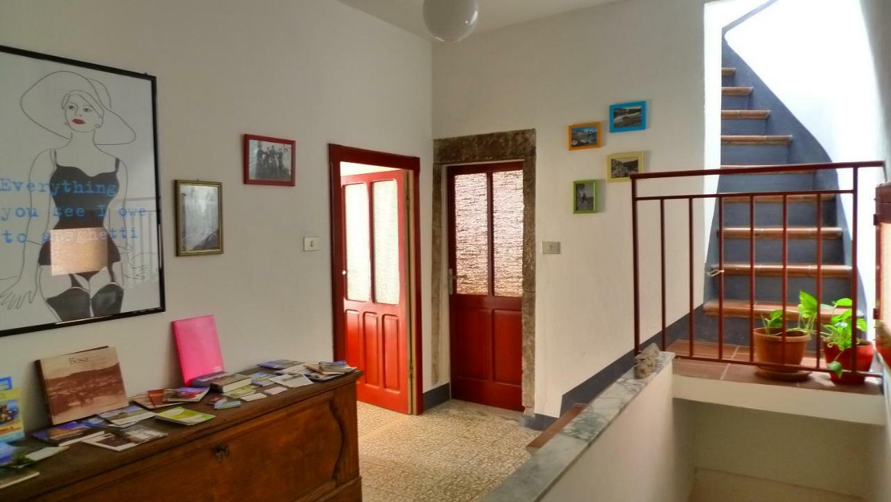 Guesthouse Bosa Di Giuseppe Extérieur photo